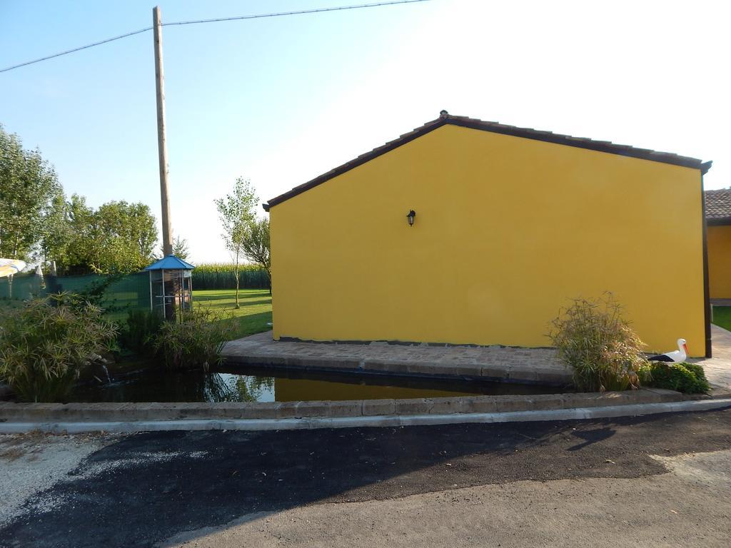 B&B Corte Bolandina Taglio Di Po Exterior photo